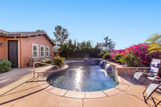 218 Clayton Parkinson Court, Fallbrook, CA 92028