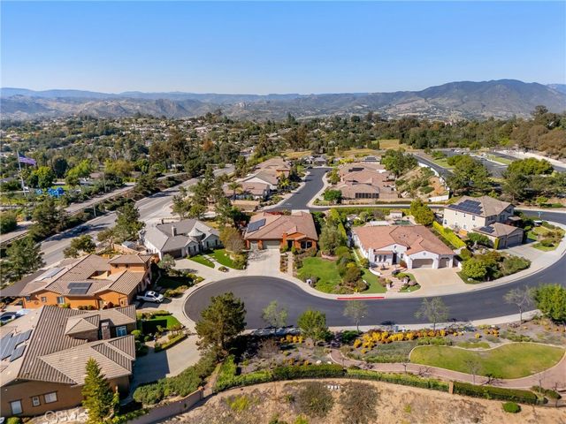 218 Clayton Parkinson Court, Fallbrook, CA 92028
