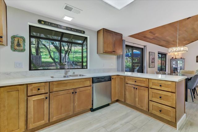 19308 Explorer Ct, Penn Valley, CA 95946