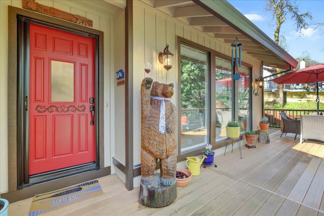 19308 Explorer Ct, Penn Valley, CA 95946