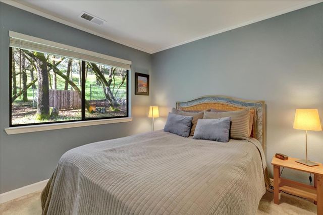 19308 Explorer Ct, Penn Valley, CA 95946