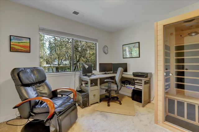 19308 Explorer Ct, Penn Valley, CA 95946