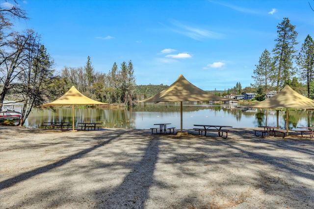 19308 Explorer Ct, Penn Valley, CA 95946