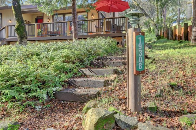 19308 Explorer Ct, Penn Valley, CA 95946