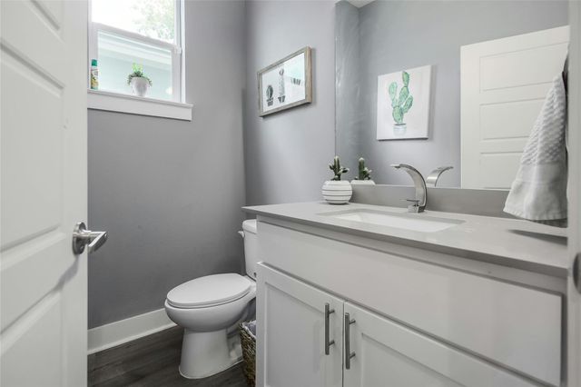 7607 Providence Ave A, Austin, TX 78752