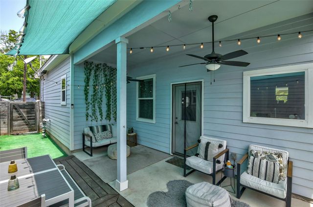 7607 Providence Ave A, Austin, TX 78752