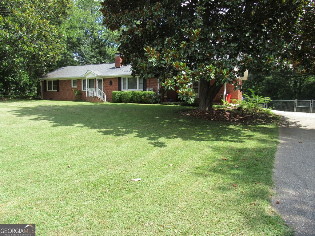111 Tarpley Avenue, Bowdon, GA 30108