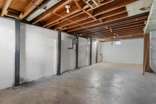 2249 Ashley Drive, Columbus, OH 43224