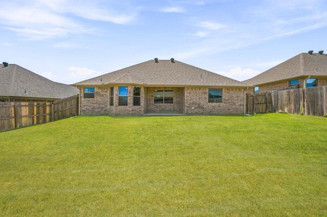 1245 Newcastle Drive, Weatherford, TX 76086