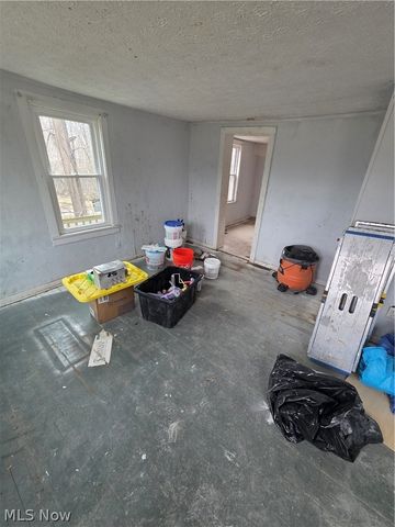 39277 Butternut Ridge Road, Elyria, OH 44035