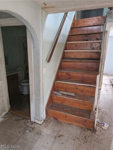 39277 Butternut Ridge Road, Elyria, OH 44035