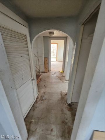 39277 Butternut Ridge Road, Elyria, OH 44035