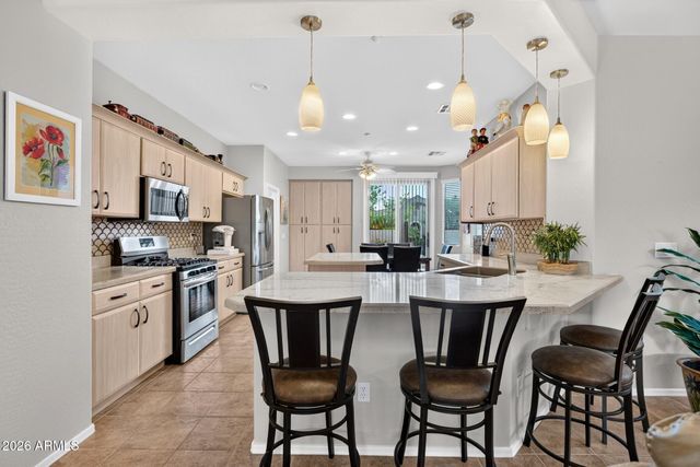 12376 W RUNNING DEER Trail, Peoria, AZ 85383