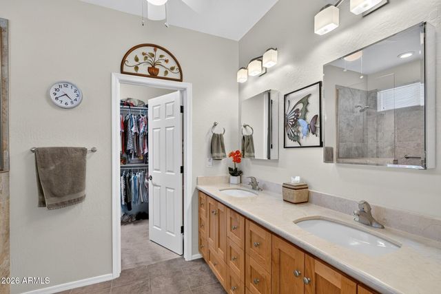 12376 W RUNNING DEER Trail, Peoria, AZ 85383