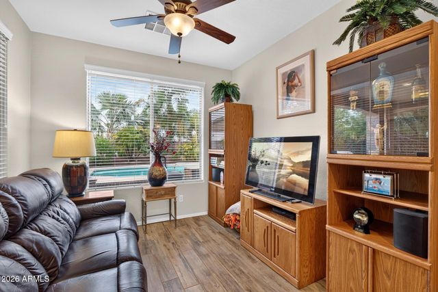 12376 W RUNNING DEER Trail, Peoria, AZ 85383