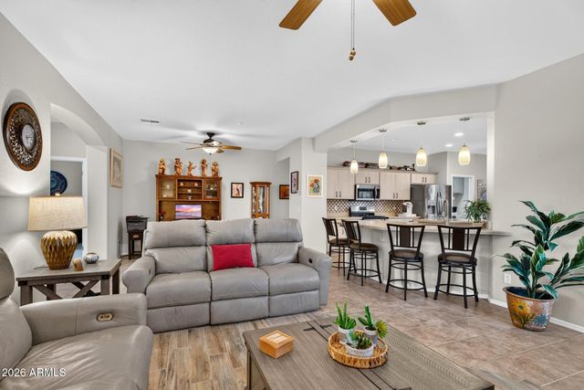 12376 W RUNNING DEER Trail, Peoria, AZ 85383