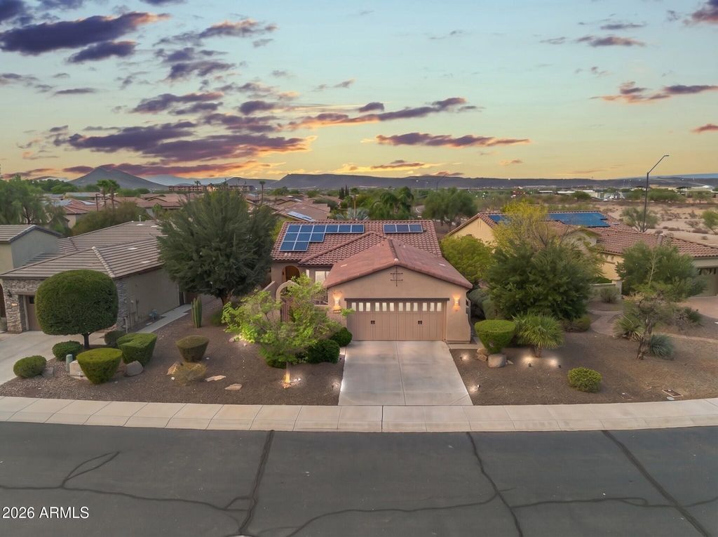 12376 W RUNNING DEER Trail, Peoria, AZ 85383 — photo 2