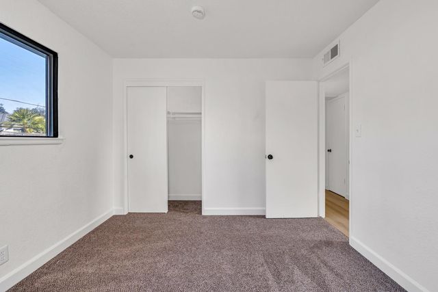 4891 E Rialto Avenue, Fresno, CA 93726