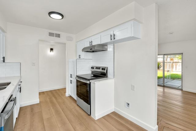 4891 E Rialto Avenue, Fresno, CA 93726