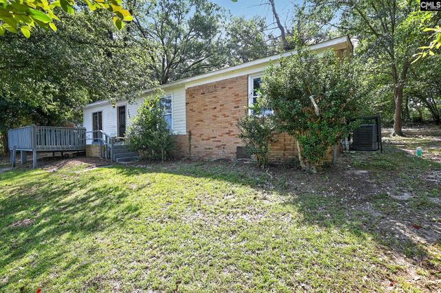 7226 S Lake Marion Circle, Columbia, SC 29223
