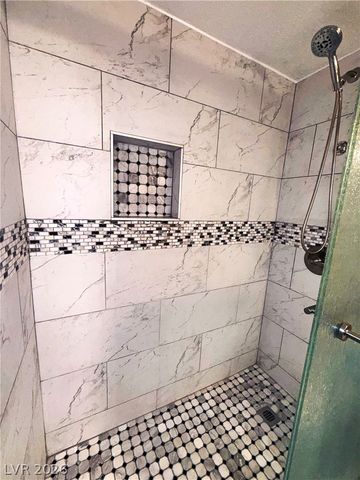 9325 West Desert Inn Road 145, Las Vegas, NV 89117