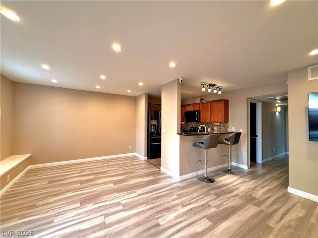 9325 West Desert Inn Road 145, Las Vegas, NV 89117