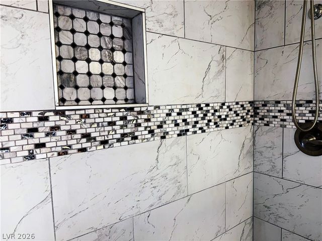 9325 West Desert Inn Road 145, Las Vegas, NV 89117