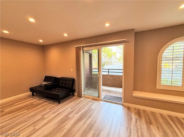 9325 West Desert Inn Road 145, Las Vegas, NV 89117