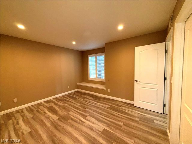 9325 West Desert Inn Road 145, Las Vegas, NV 89117