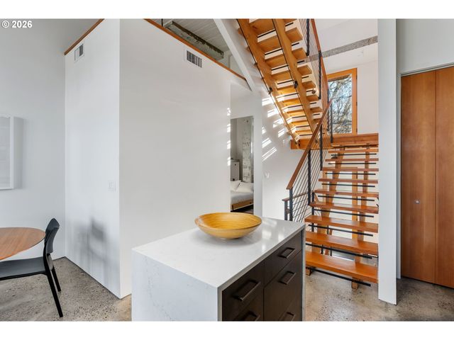 314 COLUMBIA St, Hood River, OR 97031