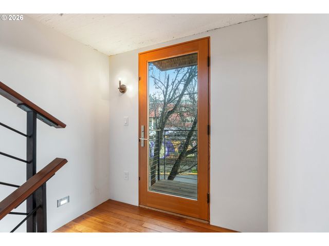 314 COLUMBIA St, Hood River, OR 97031