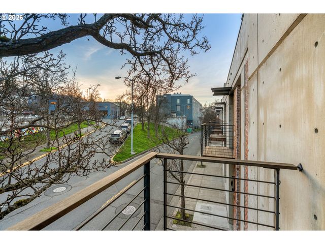 314 COLUMBIA St, Hood River, OR 97031