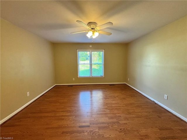 155 Lorraine Drive, Winston-salem, NC 27107