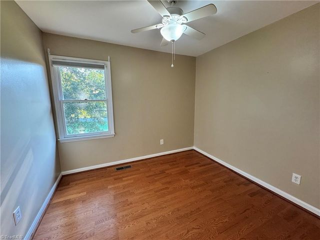 155 Lorraine Drive, Winston-salem, NC 27107