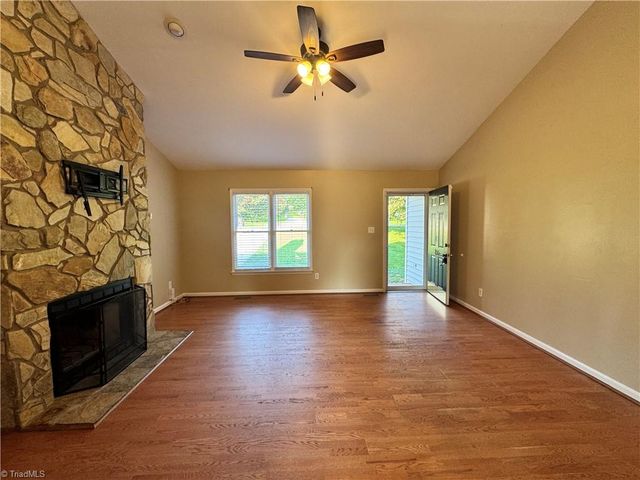 155 Lorraine Drive, Winston-salem, NC 27107