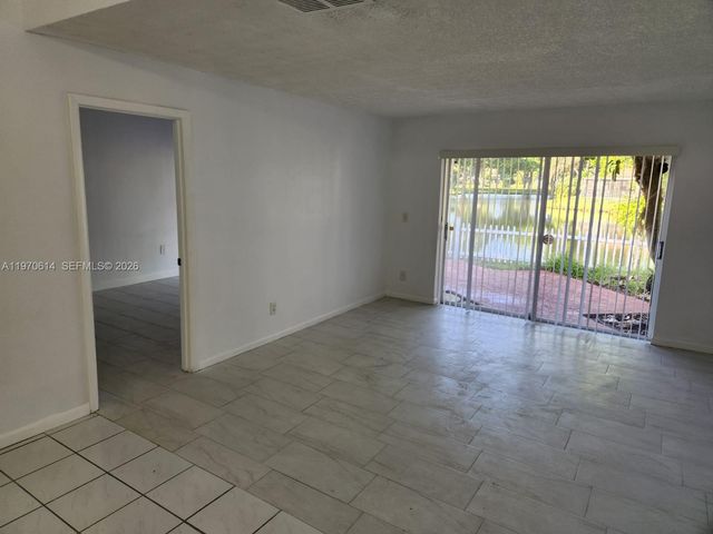 3816 SW 68th Way 14-F, Miramar, FL 33023