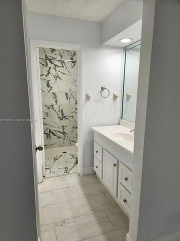 3816 SW 68th Way 14-F, Miramar, FL 33023