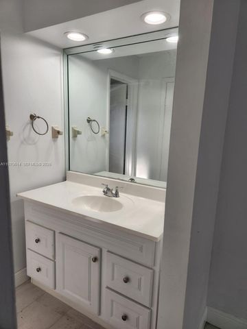 3816 SW 68th Way 14-F, Miramar, FL 33023