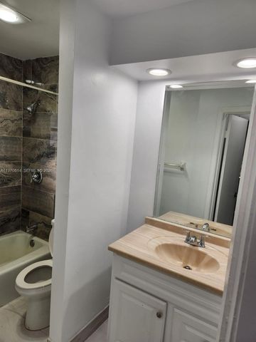 3816 SW 68th Way 14-F, Miramar, FL 33023