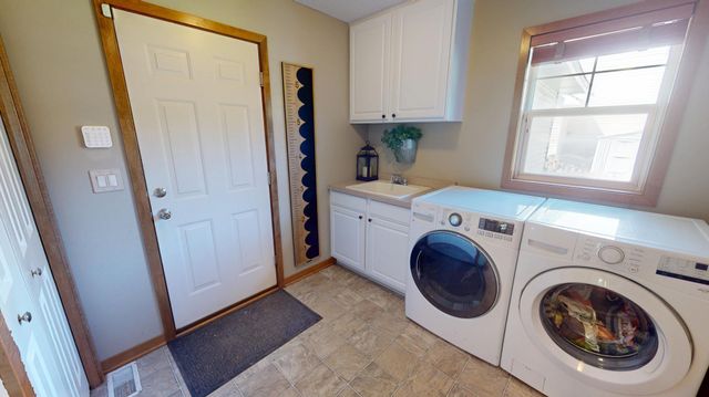 5884 Pintail Lane, White Bear Lake, MN 55110