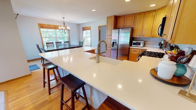 5884 Pintail Lane, White Bear Lake, MN 55110