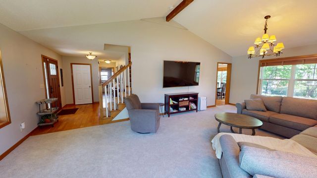 5884 Pintail Lane, White Bear Lake, MN 55110