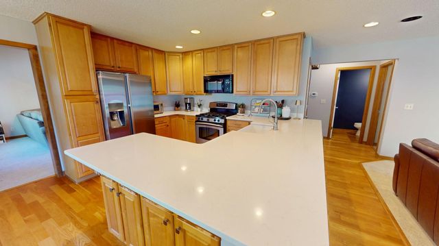 5884 Pintail Lane, White Bear Lake, MN 55110