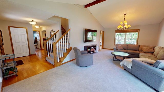 5884 Pintail Lane, White Bear Lake, MN 55110