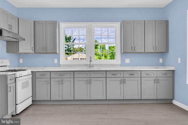 202 OAK ST, Hurlock, MD 21643