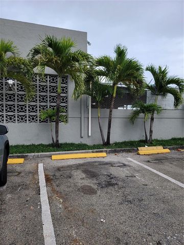 834 NW 10th Terrace, Fort Lauderdale, FL 33311