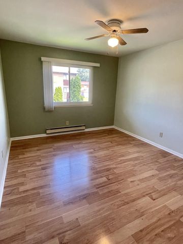 10047 Kennedy Avenue 2b, Highland, IN 46322