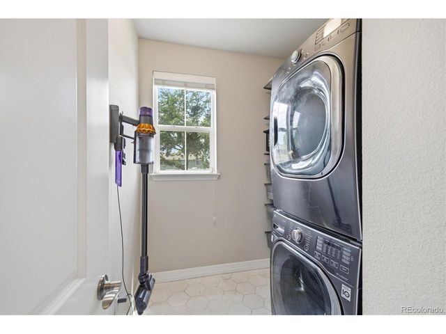 7486 S Logan St, Littleton, CO 80122