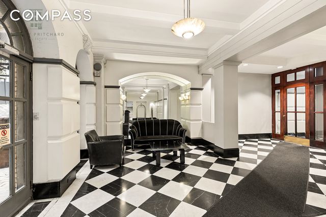 212 E 48th St Apt 1D, New York City, NY 10017