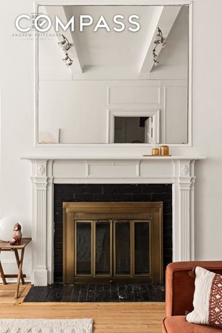 212 E 48th St Apt 1D, New York City, NY 10017